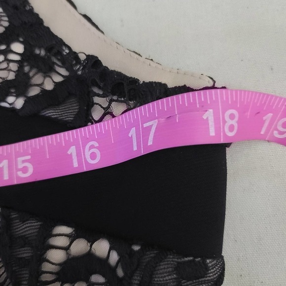 Love fast live hard lace black dress key hole sleeveless sz L - Picture 8 of 8